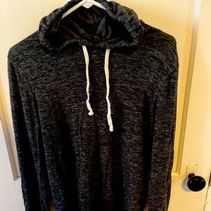 Heathered grey long sleeve hoodie